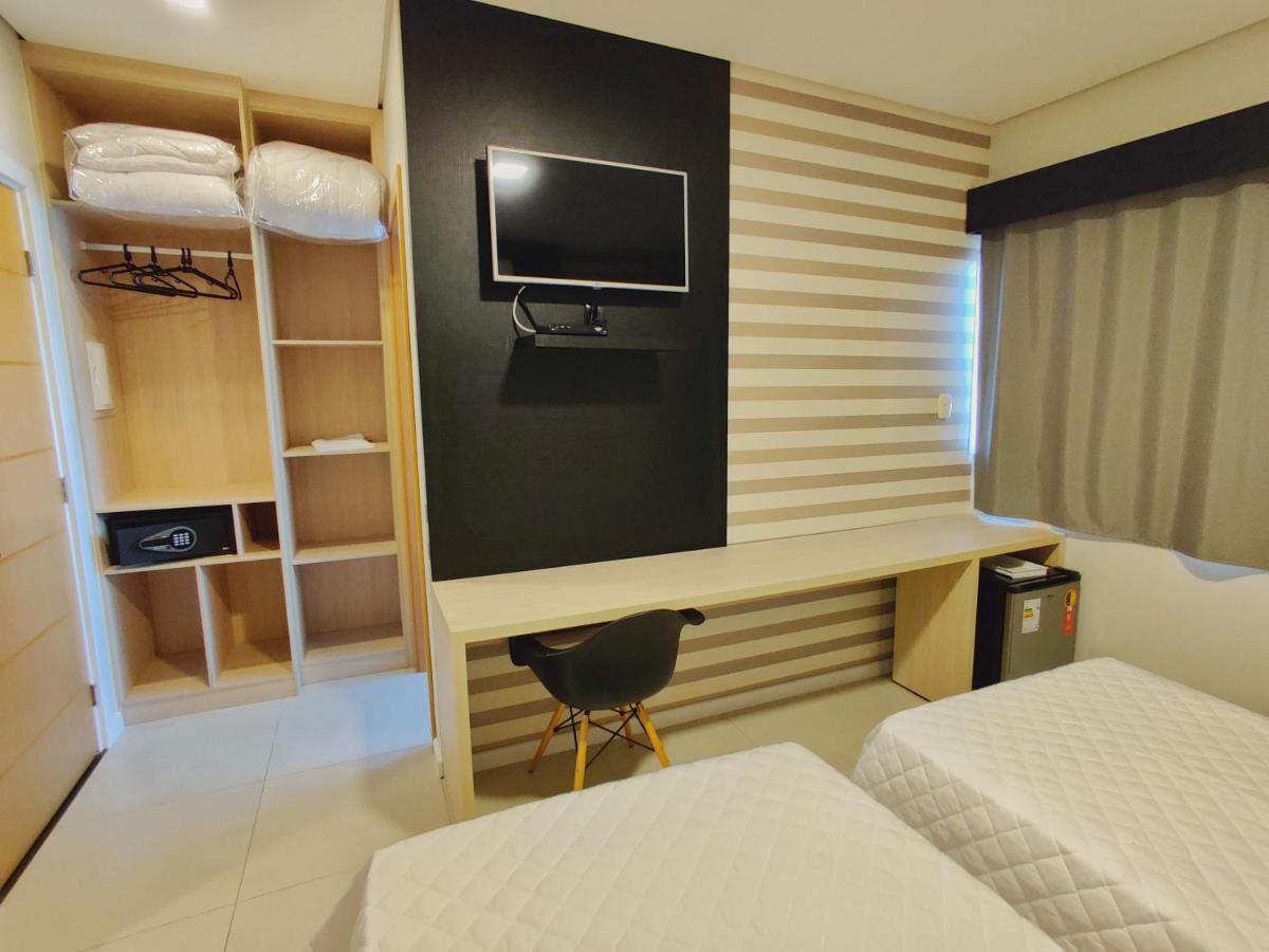 Mogano Express Hotel- Eletroposto Chapecó 外观 照片